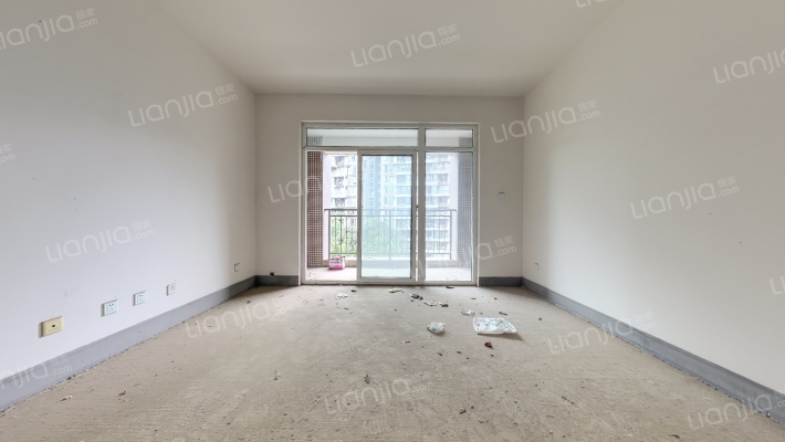 东麓驿境四期二手房实景图