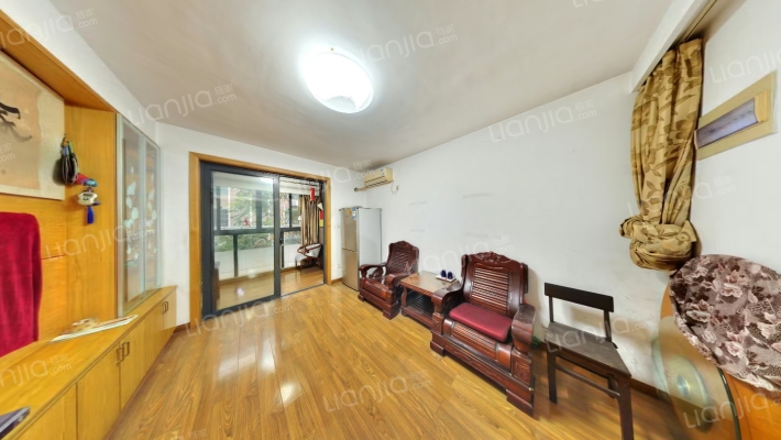 白塔人家二手房实景图