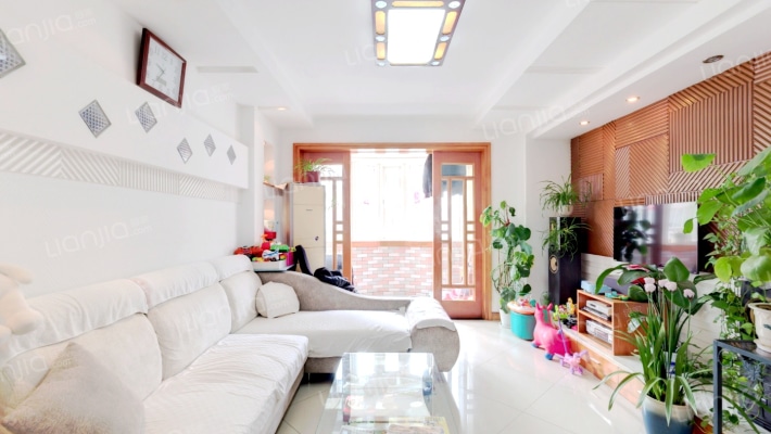 宏泰花苑东区二手房实景图