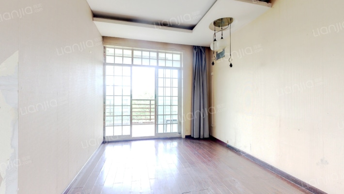 月湖景苑二手房实景图