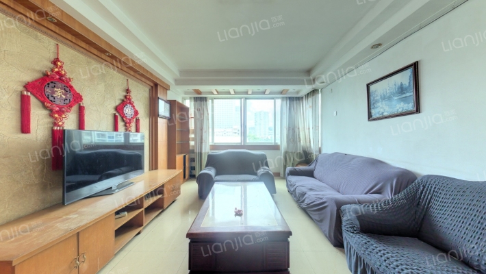 机场蓝天小区二手房实景图