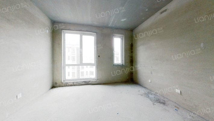 美林西岸一期二手房实景图