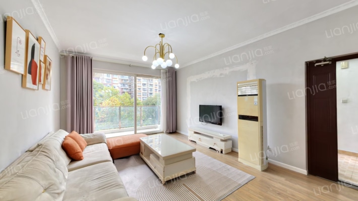 南城都汇汇翠园一期二手房实景图