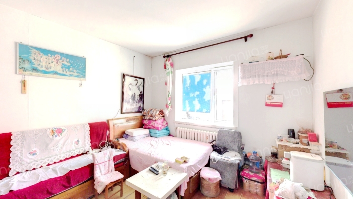 普康里二手房实景图