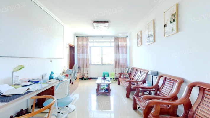 万峰三期小区二手房实景图