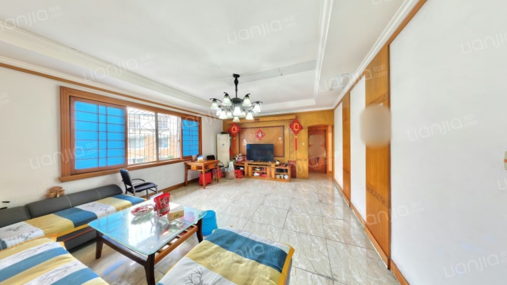 泰来小区二手房实景图