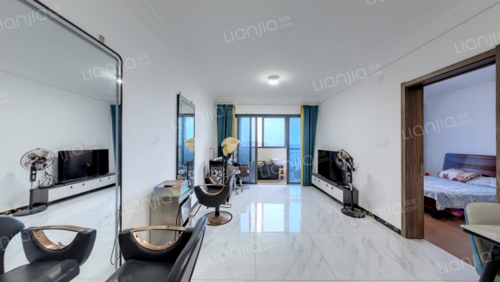 碧桂园华侨湾二手房实景图