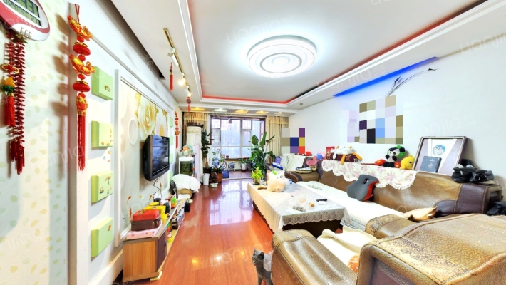 奔驰花园二手房实景图