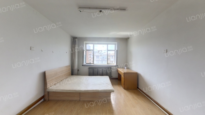 春城大街二手房实景图