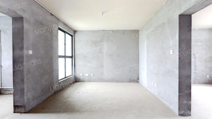 来凤花苑二手房实景图