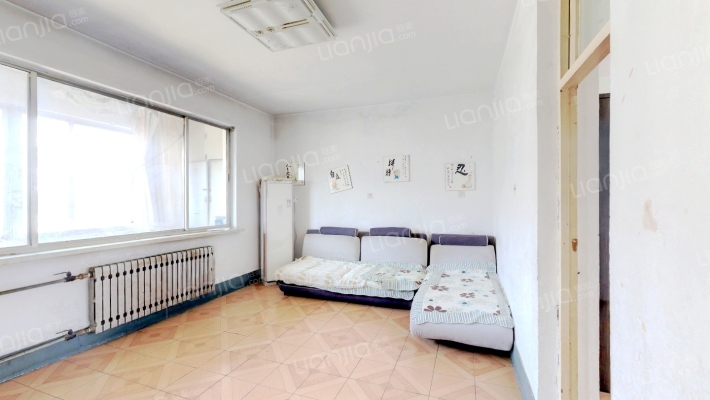 妇幼保健院宿舍二手房实景图