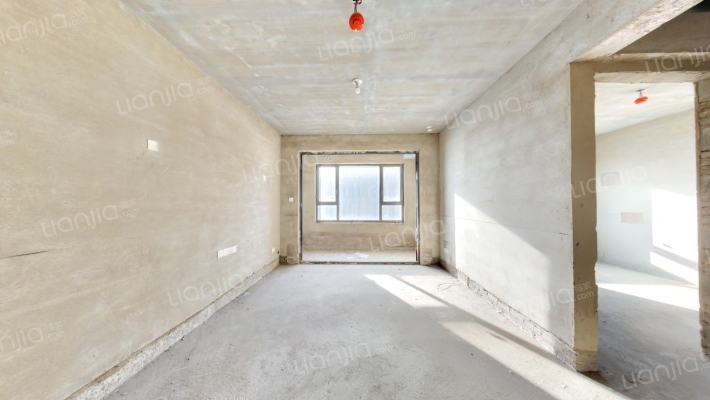 港湾樾府二手房实景图