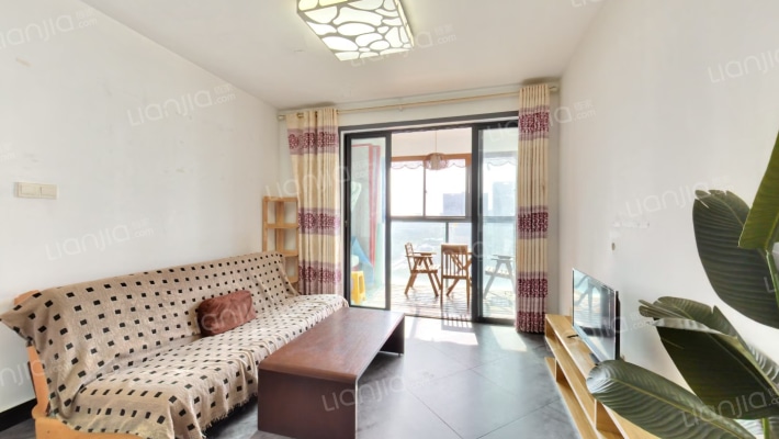 荣域花园二手房实景图