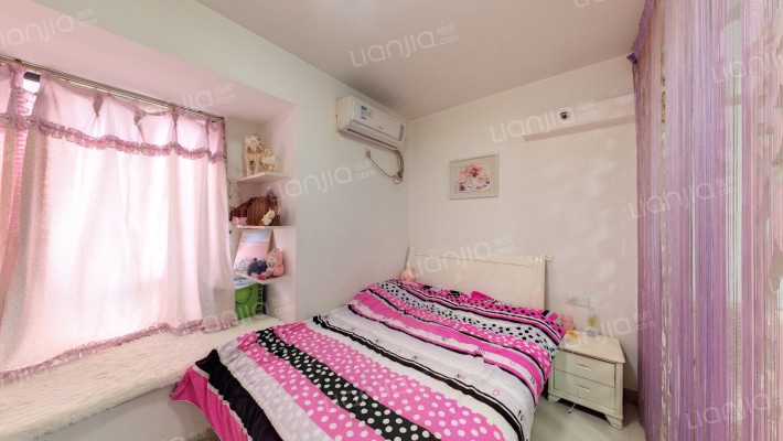 凯轩云顶二手房实景图