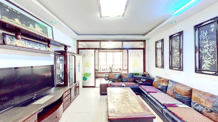 兴凯颐园二手房实景图