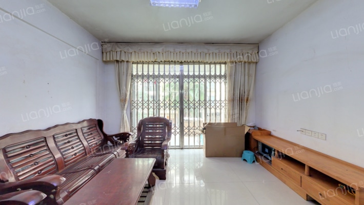 滨江名苑二期二手房实景图