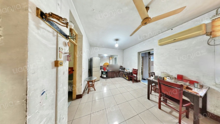 钢新苑二手房实景图