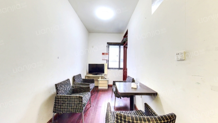 东较场街119号二手房实景图