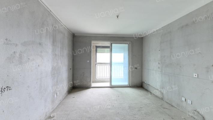 城市峰境二手房实景图