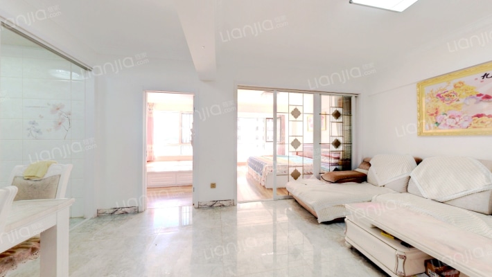 华泰财富广场二手房实景图