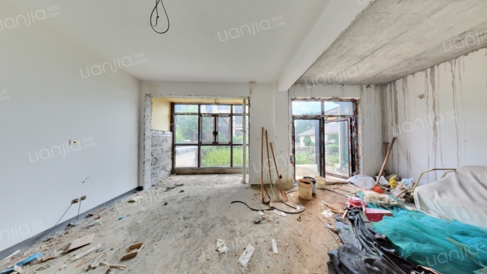 世茂龙湾三期二手房实景图