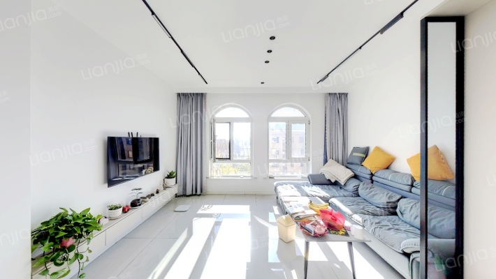 俪锦城西湖叠院二手房实景图