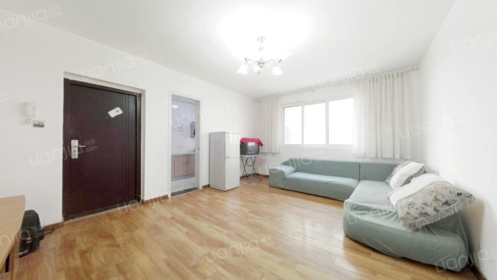 湖西雅苑B区二手房实景图