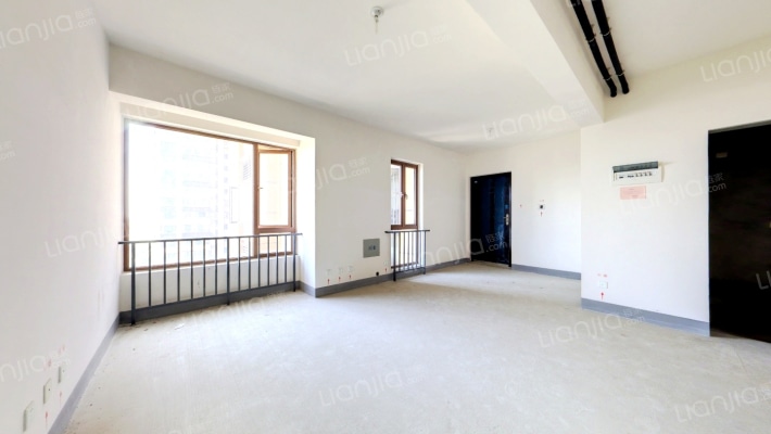 龙城国际四期二手房实景图