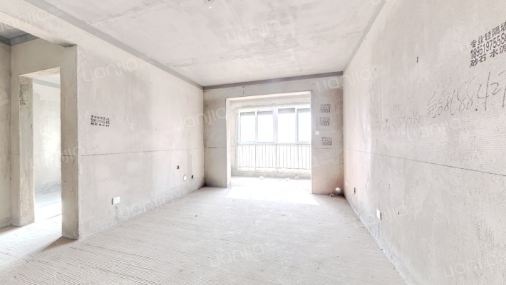 富贵春花园北区二手房实景图