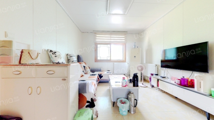 鸿源小区南区二手房实景图