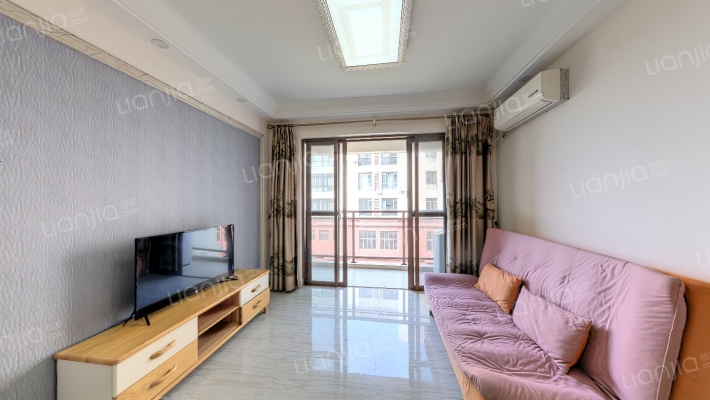 鸿悦公馆二手房实景图