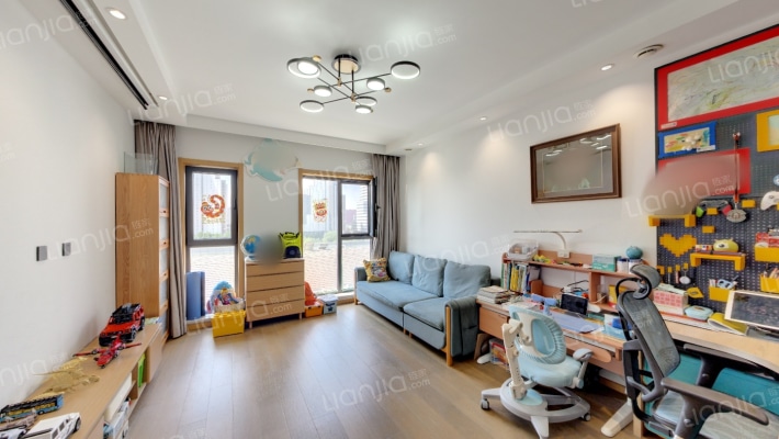 沿海赛洛城四期二手房实景图