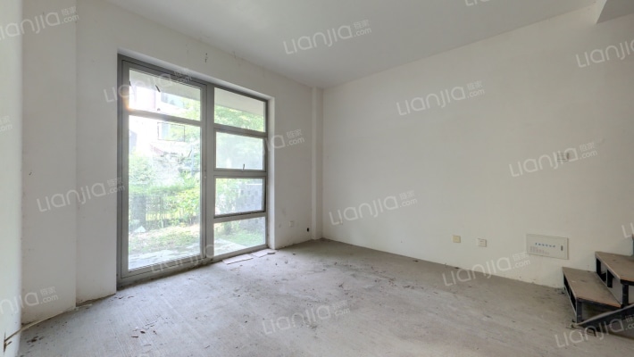 青城365宅院二手房实景图