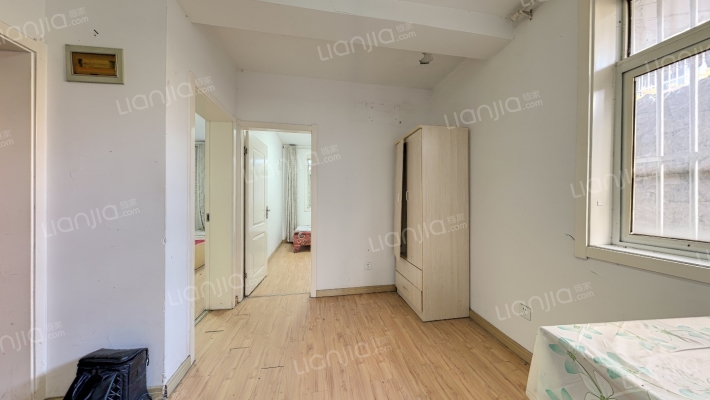 环城路8号院二手房实景图