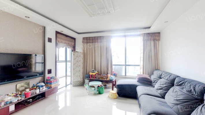 亚厦·中央假日二手房实景图