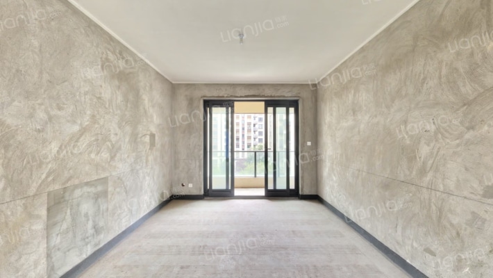 融创九棠府二期二手房实景图