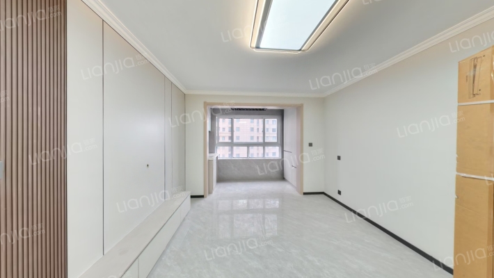 城投国际广场二手房实景图