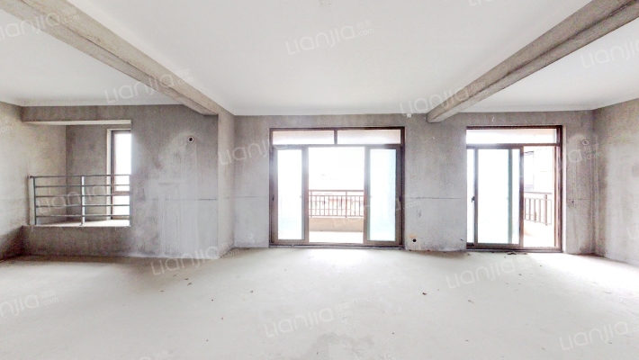 梅里达花园二手房实景图