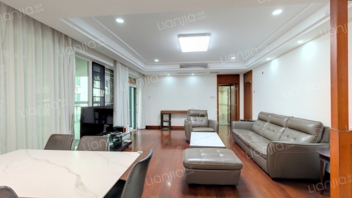 金碧华府二手房实景图