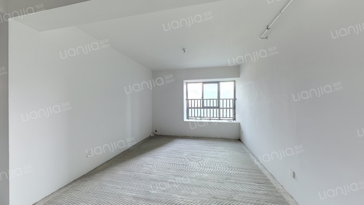 罗西住宅区十四组团二手房实景图