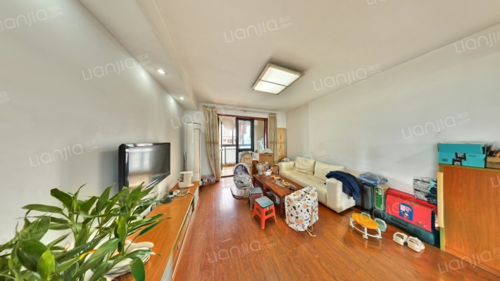 运新花苑三区二手房实景图