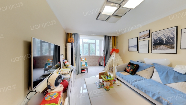 拥警街二手房实景图