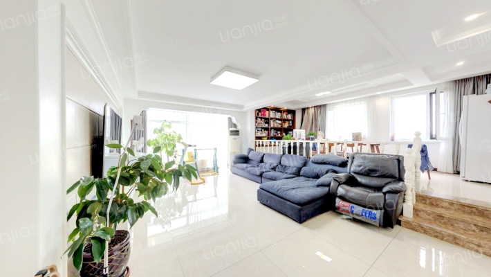 圣芳庭二手房实景图