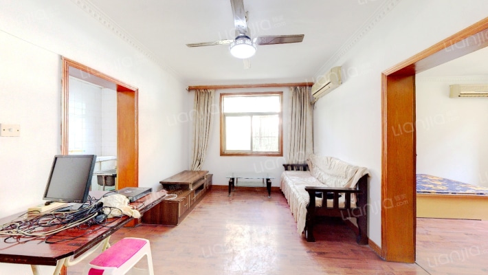 十字街131至132号二手房实景图