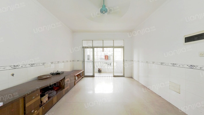 星河花园小区二手房实景图