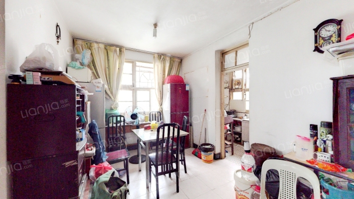 进步里二手房实景图