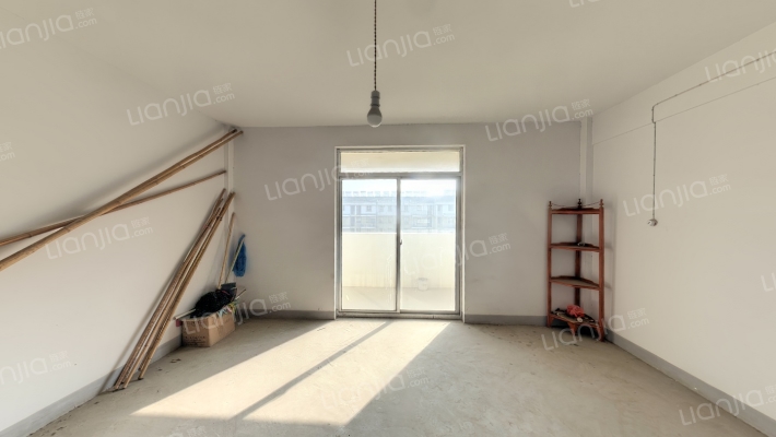 龙山花苑二手房实景图