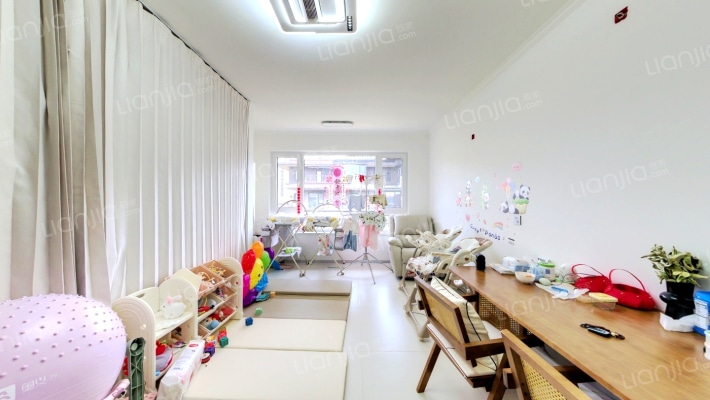 牛驼温泉孔雀城和玺泉境二手房实景图