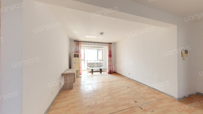 春和花园二手房实景图