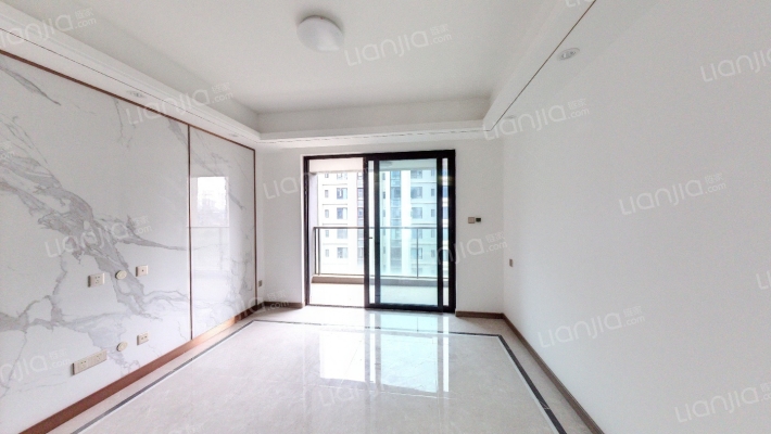 龙湖景粼玖序4组团二手房实景图